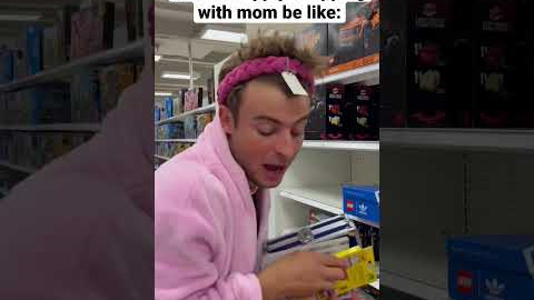 MOM VS DAD SCHOOL SUPPLY SHOPPING 😂 - #shorts