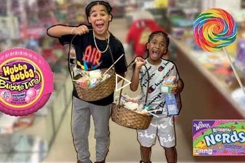 FamousTubeKIDS Candy Store Shopping Spree!