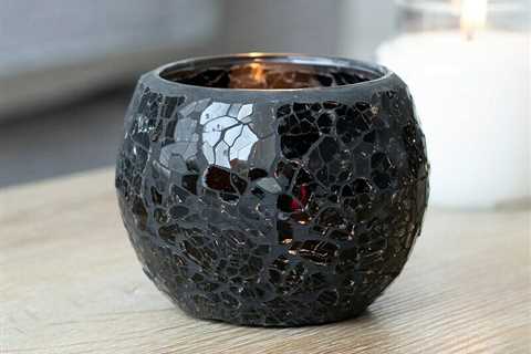 Large Black Crackle Glass Tealight Holder