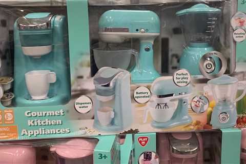 Play Kitchen Appliance Set Just $19.98 on SamsClub.com (Includes KitchenAid Mixer & Keurig..