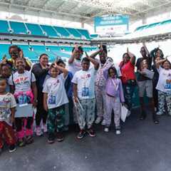 CITY Furniture Partners with Miami Dolphins at Annual “Delivering Hope” Event