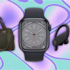 Apple Watch Series 8 Sale: Apple's Latest (and Greatest) Watch Is the Cheapest It's Ever Been