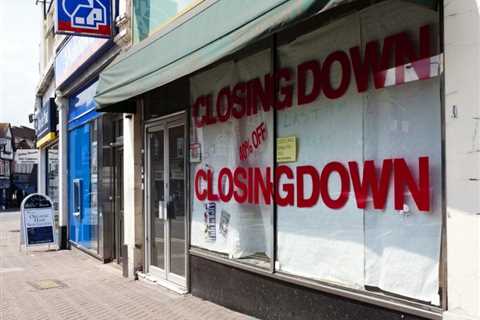 The Death of WHSmith: My Last-Minute Dash for 75% Off Bargains as Two More Stores Vanish TODAY