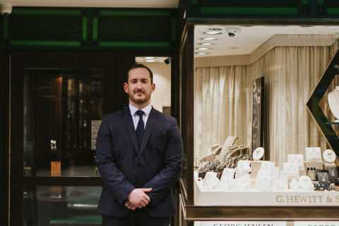 154 years of sparkle - iconic Grimsby jeweller's final farewell sale leaves locals heartbroken