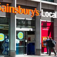 Deliveroo's Epic Fail: Shoppers Score Sainsbury's Hauls for Pennies While System Goes Haywire