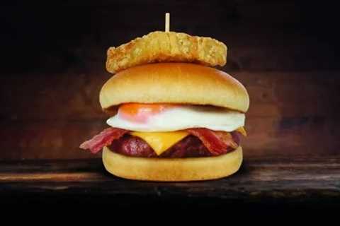 The Brunch Burger is Back at Spoons (and I'm Already Planning My Weekend)