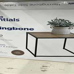 Found This £1 Table at B&M and Now I'm Questioning Everything