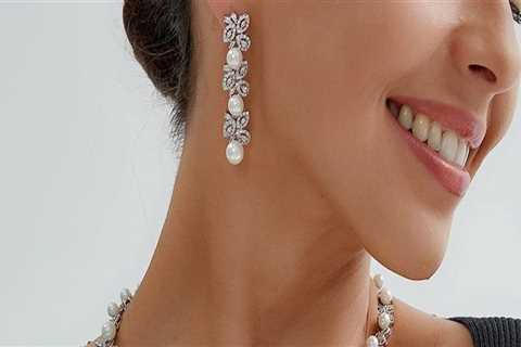 Discovering Elegant Pre-Owned Jewelry Inspired by Bridal Shop Looks